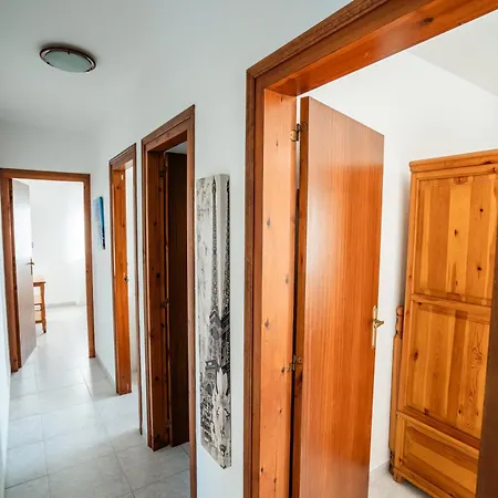 Ponent Villa *